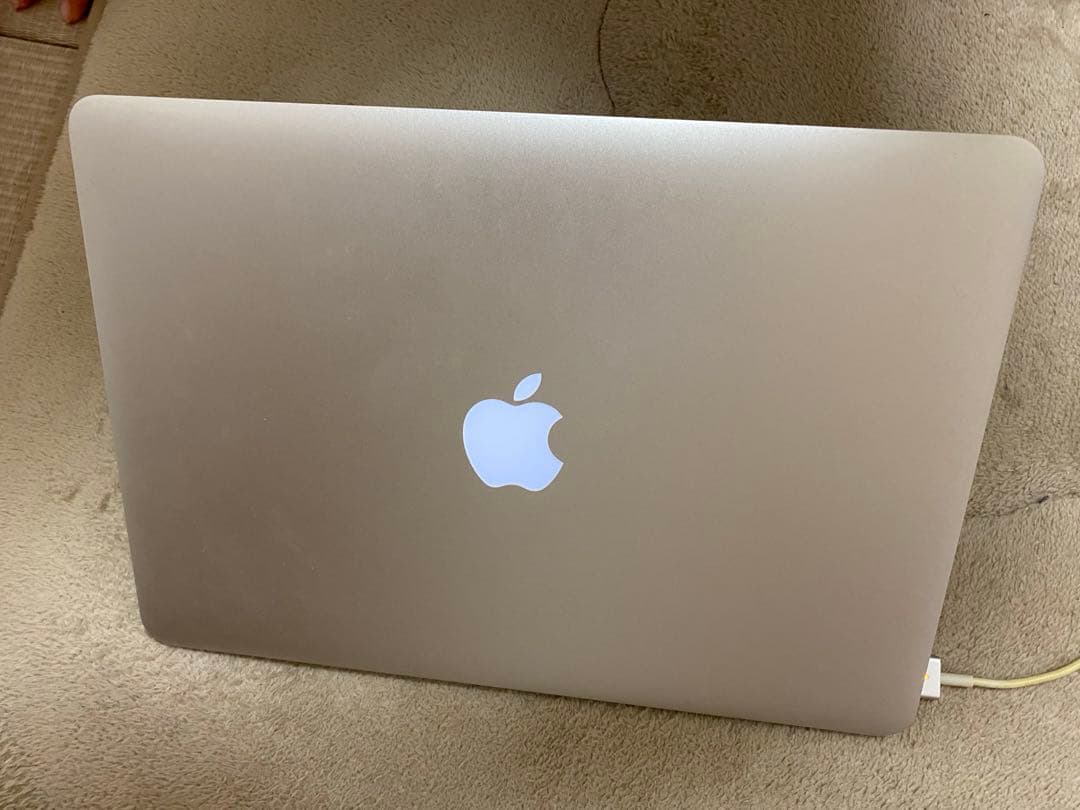 【ジャンク品】MacBookAir, Early 2015