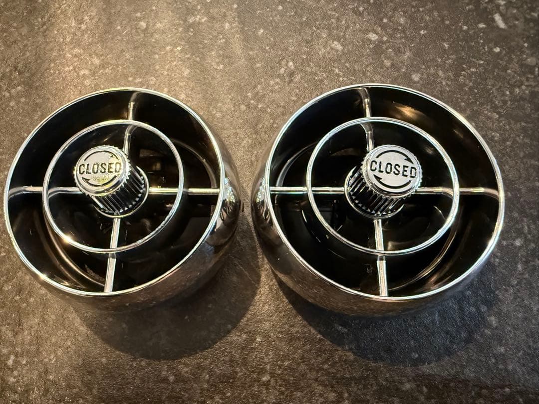 【超美品希少】大切な車には良いパーツを☆この状態でこの価格は他にはありません