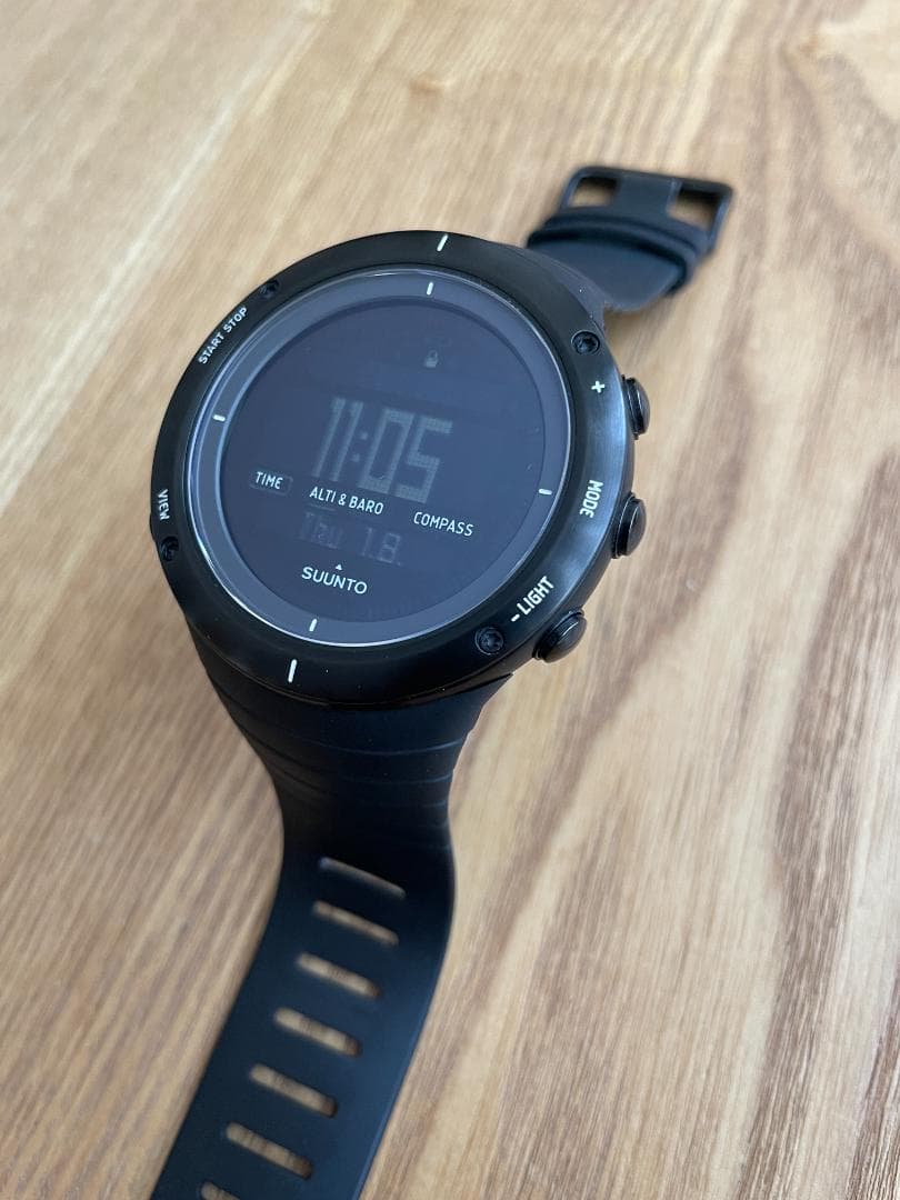 SUUNTO ESSENTIAL スント エッセンシャル クォーツ サファイア
