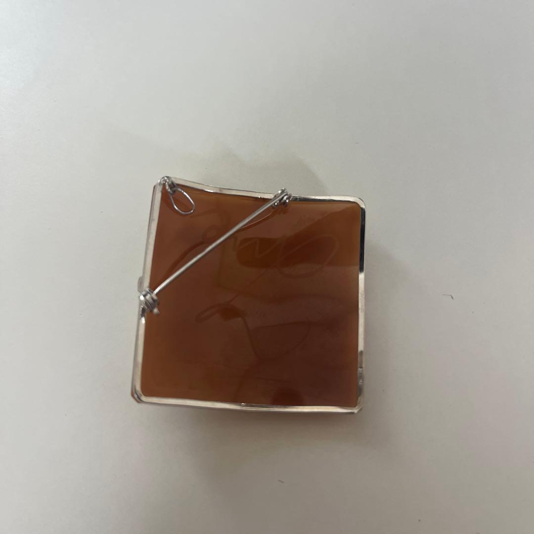 カメオ　ブローチ　サイン