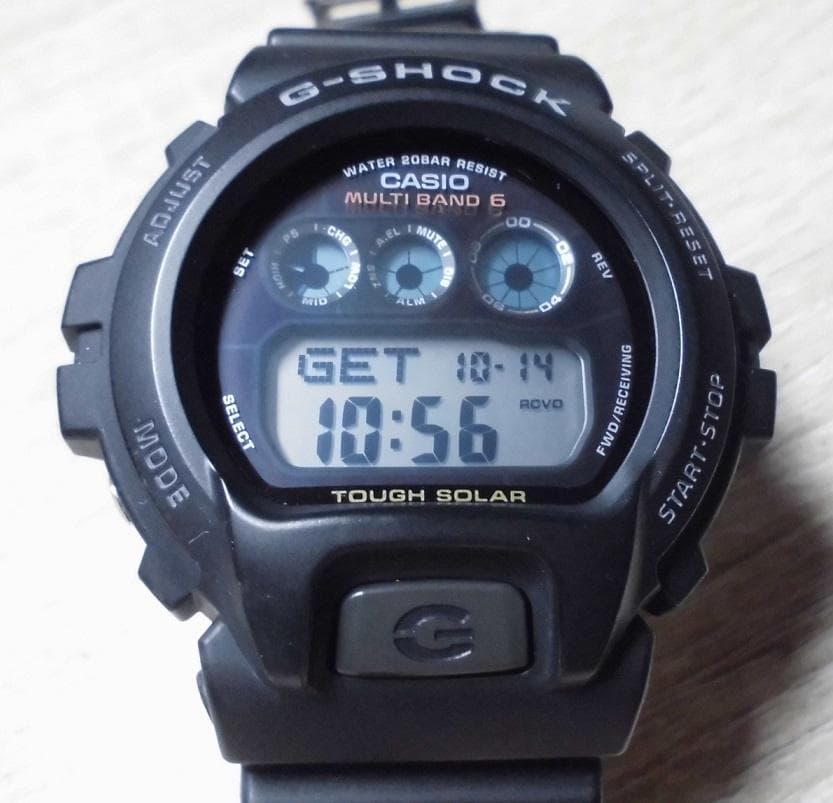 美品！カシオ Gショック GW-6900-1JF 電波ソーラー 3つ目 定番②