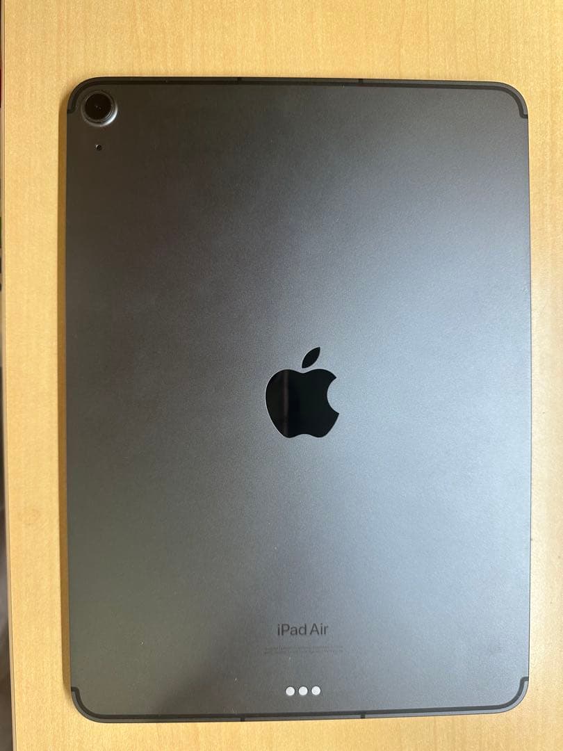 Apple iPad Air第5世代 Cellularモデル スペースグレー