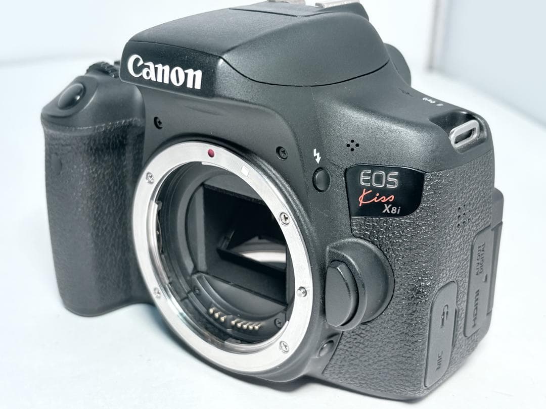 極上品 キヤノン EOS Kiss X8i ボディ