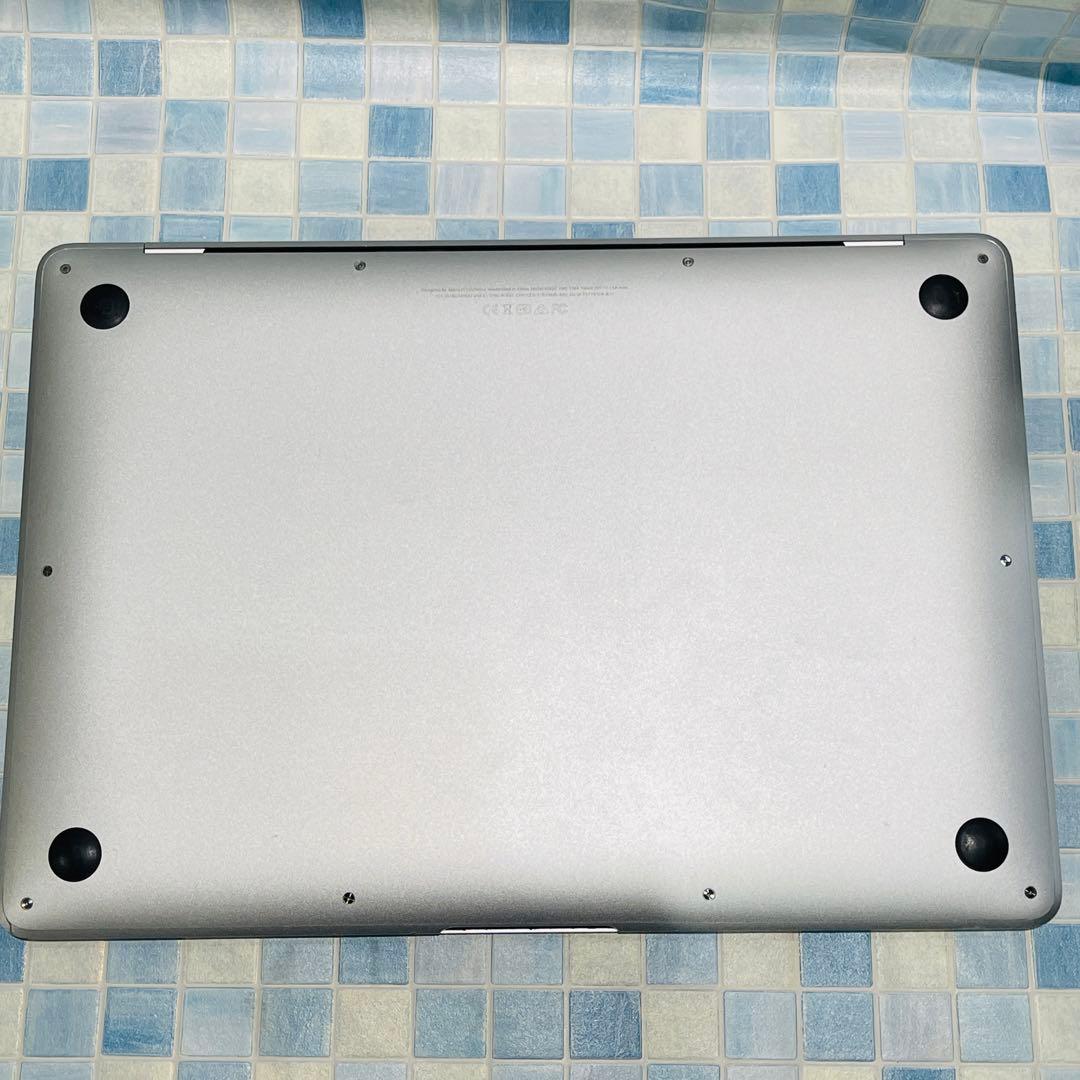 MacBook本体 MacBook Air 2018 Core i5 13.3 8GB 128GB