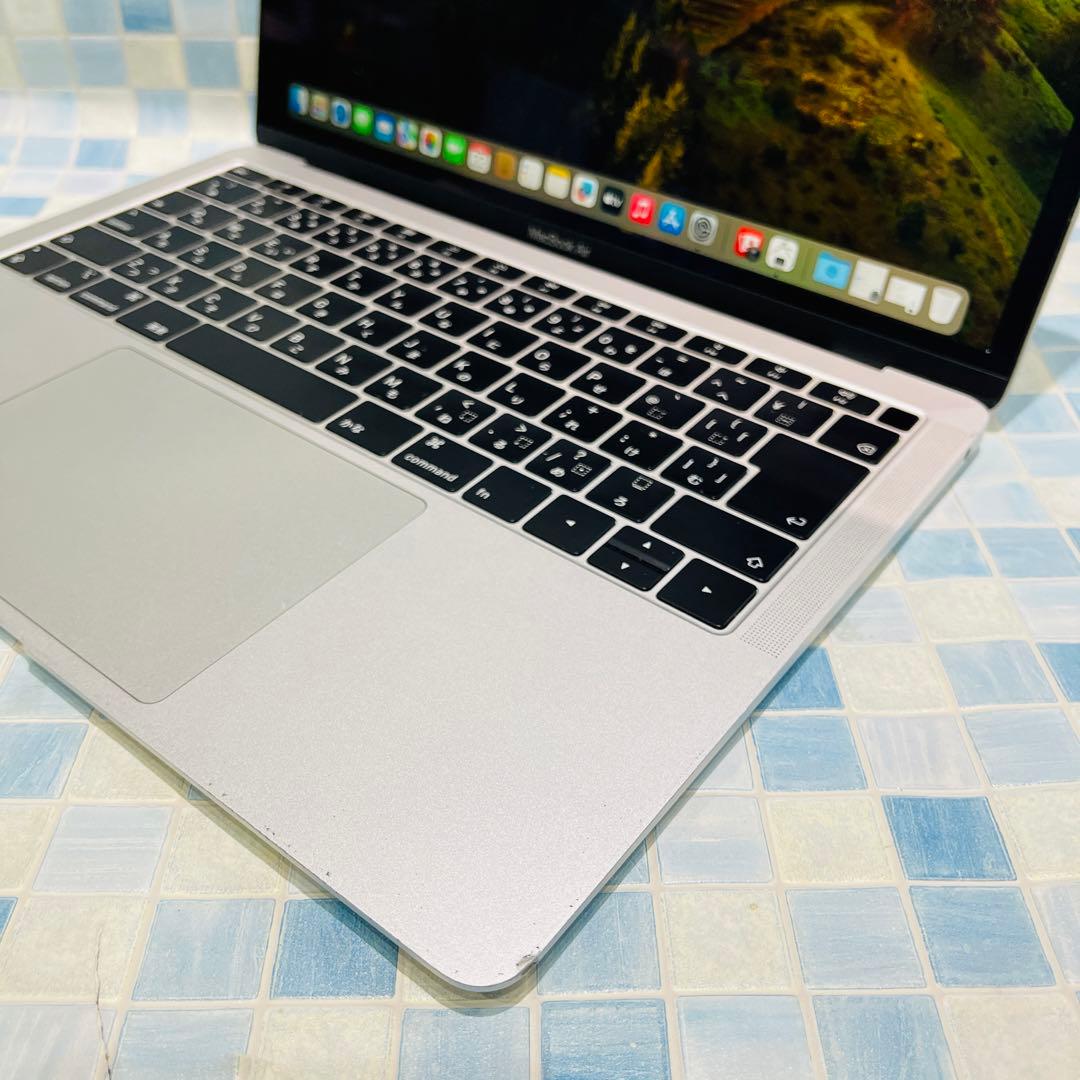 MacBook本体 MacBook Air 2018 Core i5 13.3 8GB 128GB