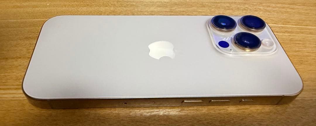 iPhone 16 Pro 512GBデザートチタニウム　SIMフリー