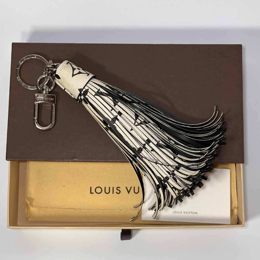 ルイヴィトン MP1769 タッセル キーリング チャーム モノグラム