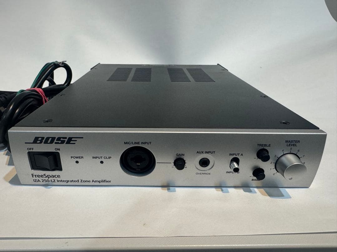 【中古美品】　BOSE FreeSpace IZA250-LZ パワーアンプ