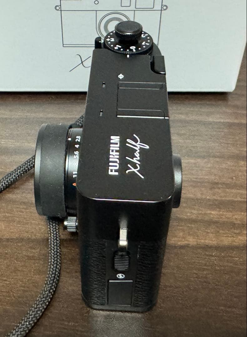 【新品同様】FUJIFILM X half X-HF1 ブラック