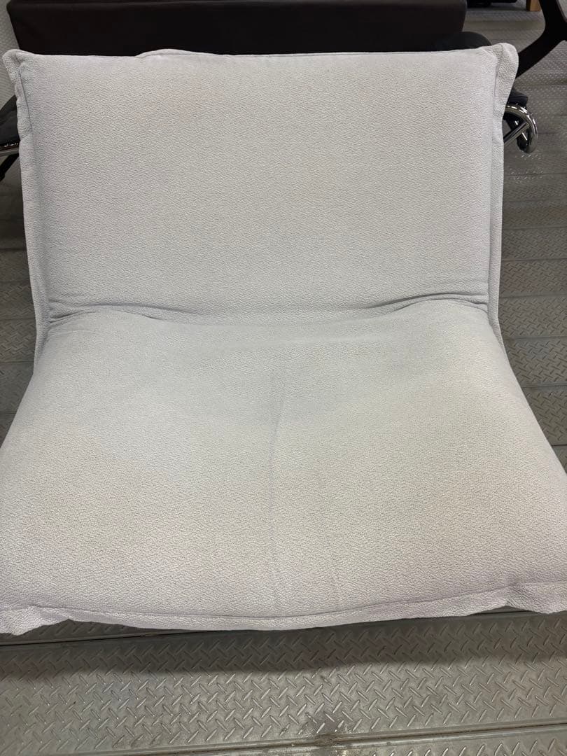 リーンロゼ　カラン　スチールレッグ