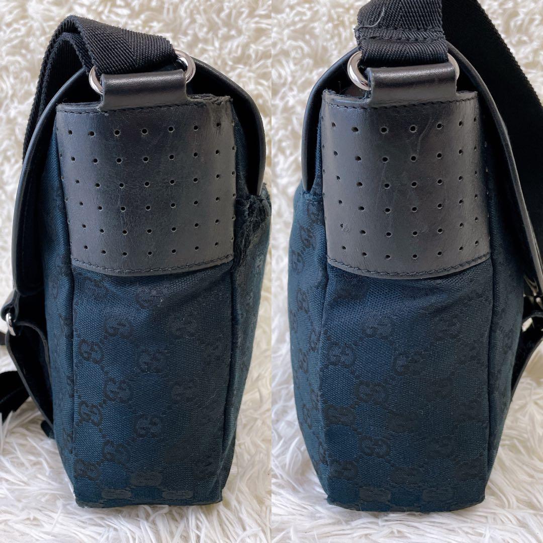 GUCCI ショルダーバッグ GGキャンバス クロスボディ　145858