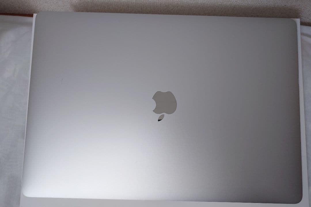 MacBook本体 MacBook Pro 2018 i9/16GB/512GB