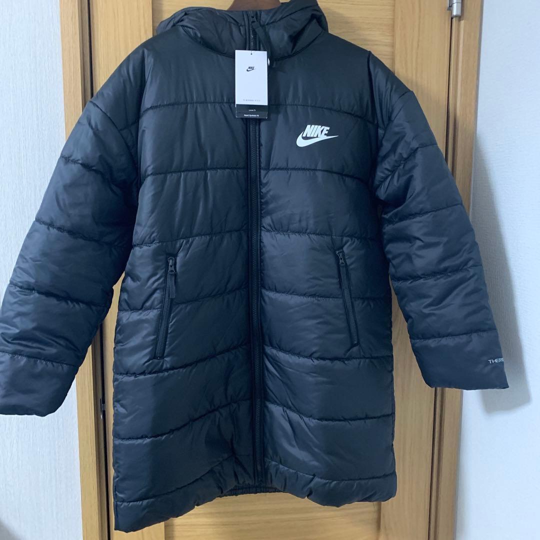 新品　XL NIKE ナイキ　ベンチコート　アウター　中綿
