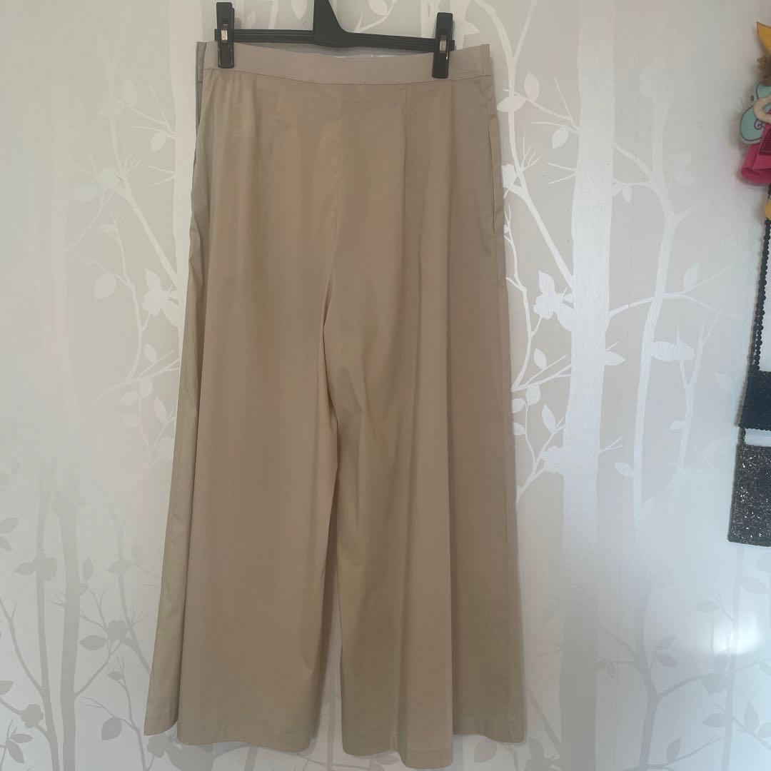 【新品】リビアナコンティ　パンツ　ワイドパンツ　ベージュ　ストレッチ　44 3L