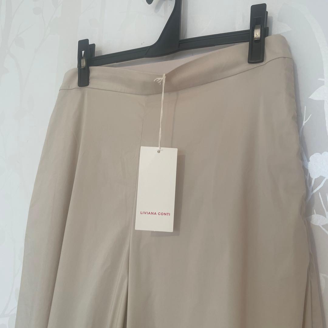 【新品】リビアナコンティ　パンツ　ワイドパンツ　ベージュ　ストレッチ　44 3L