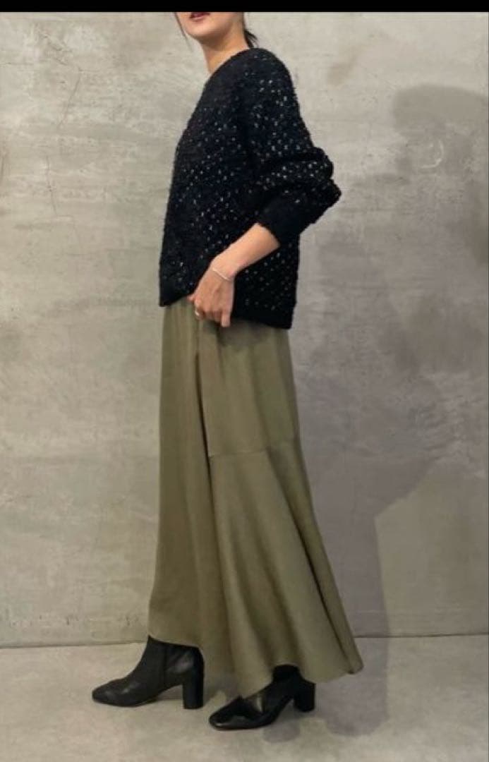 BEARDSLEY 25300円　バックマーメイドスカート　1