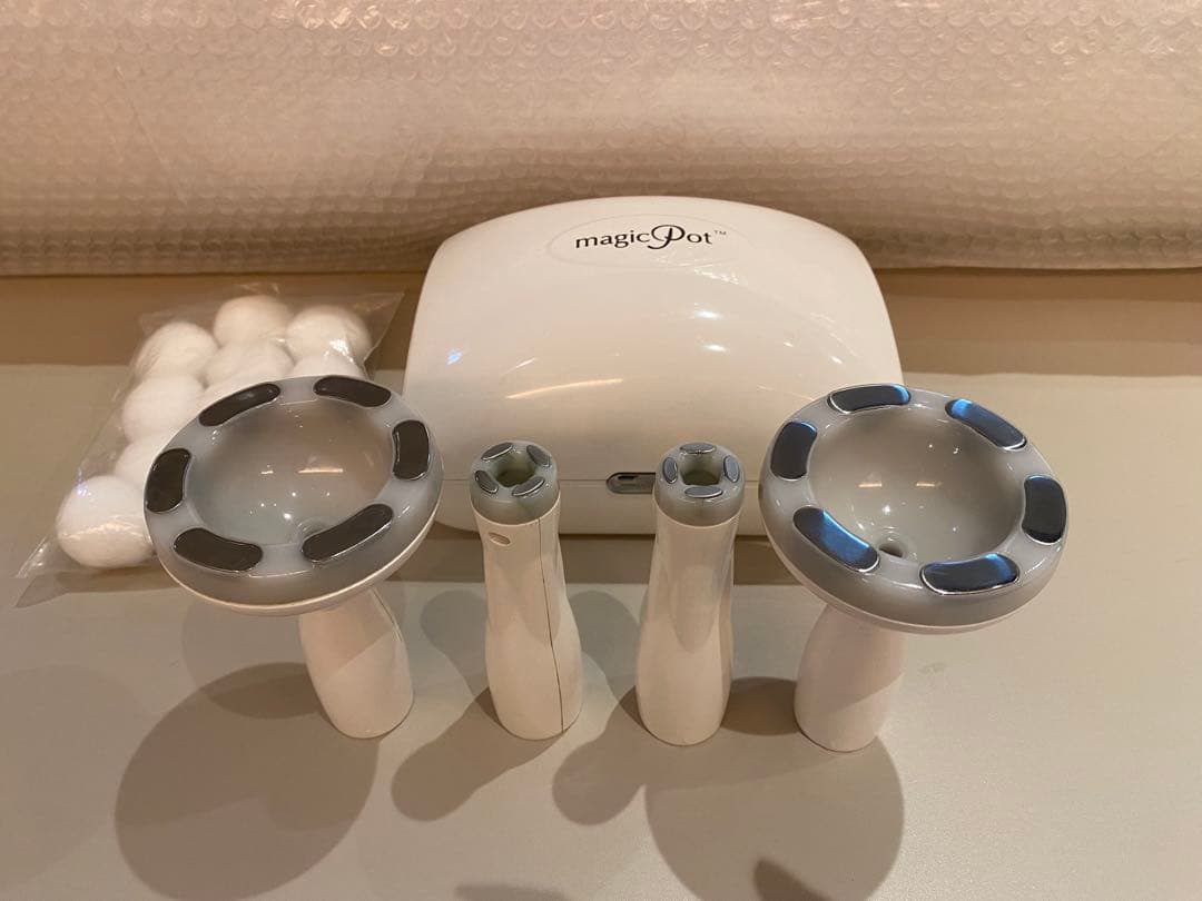 マジックポットフェイス&ボディ痩身機器 専用ワゴン付 ホースなし格安出品‼️