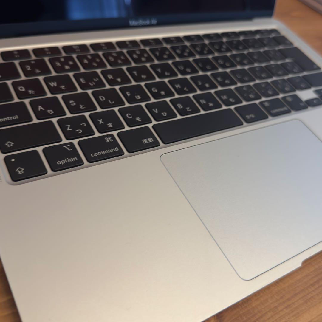 【美品】Apple MacBook Air シルバー 日本語配列