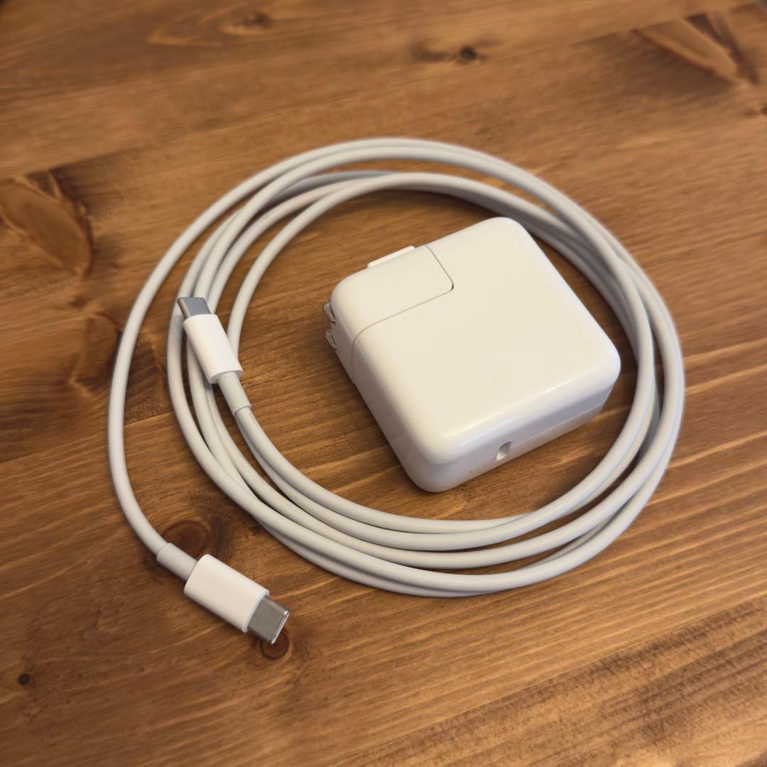 【美品】Apple MacBook Air シルバー 日本語配列