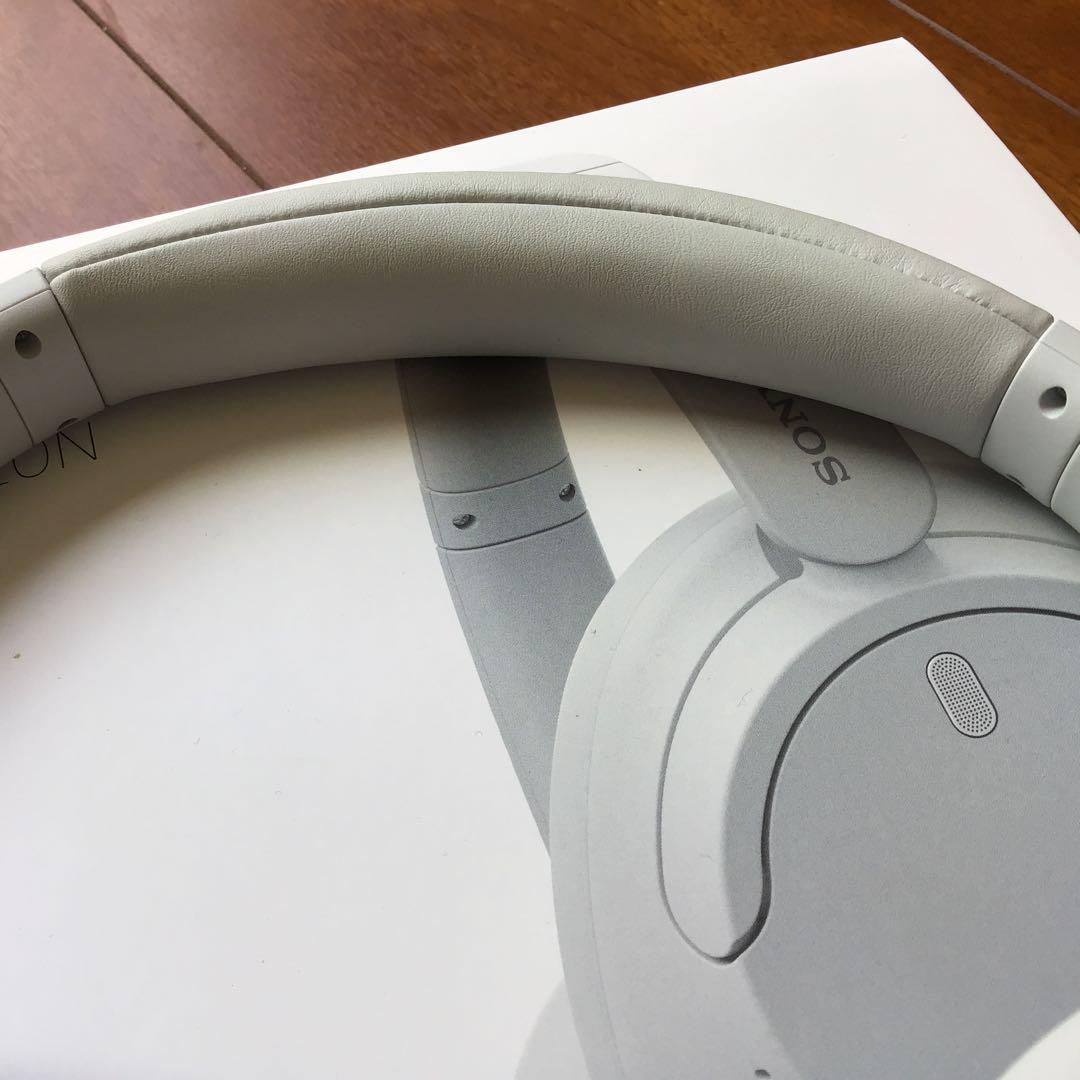 SONY WH-CH720N ワイヤレスヘッドホン ホワイト ほぼ新品です