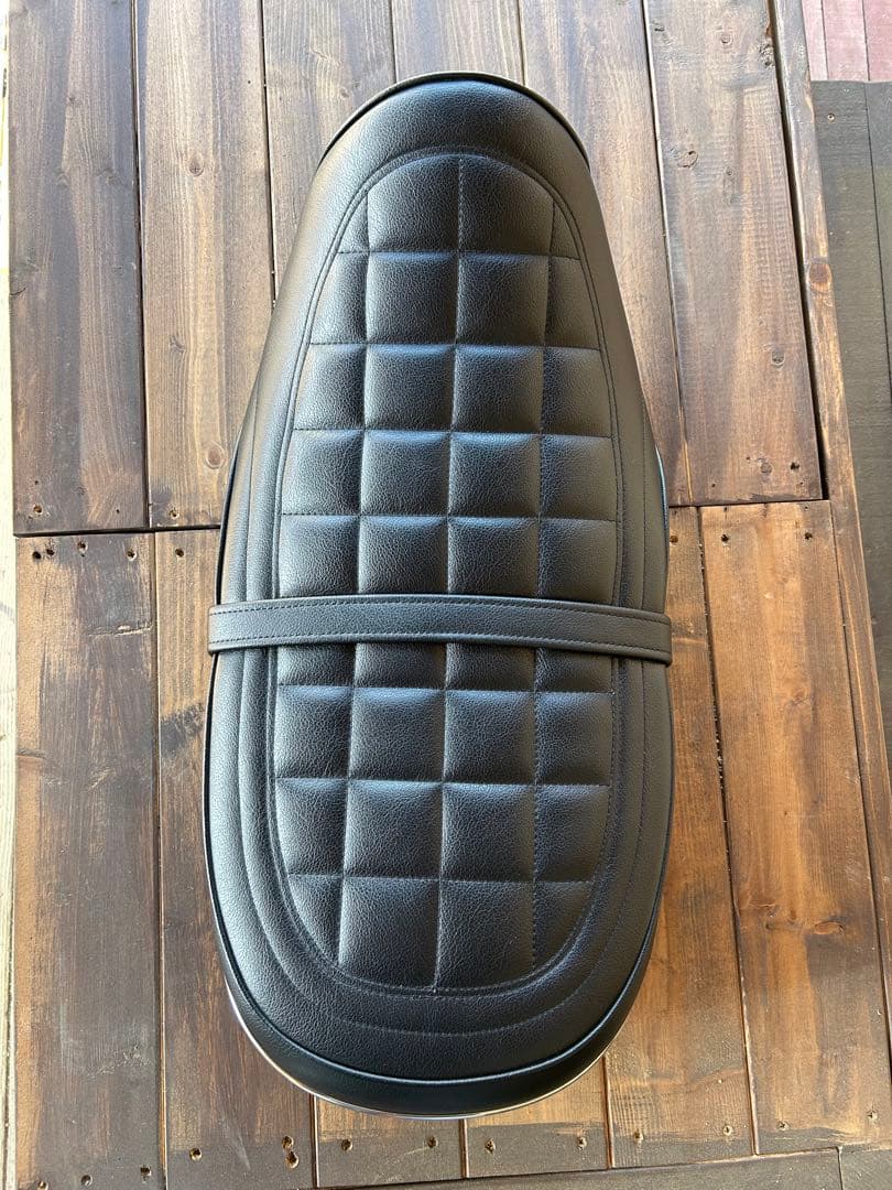 ホンダダックス　シート