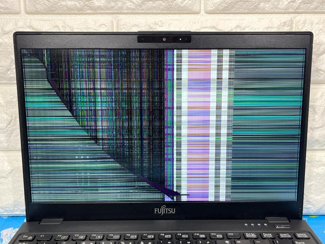 16GB i7-8665u 富士通 U939/B 13.3型ジャンク ノートPC