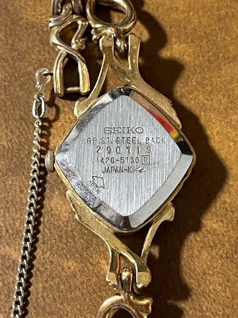 Seiko 装飾的なデザイン 時計