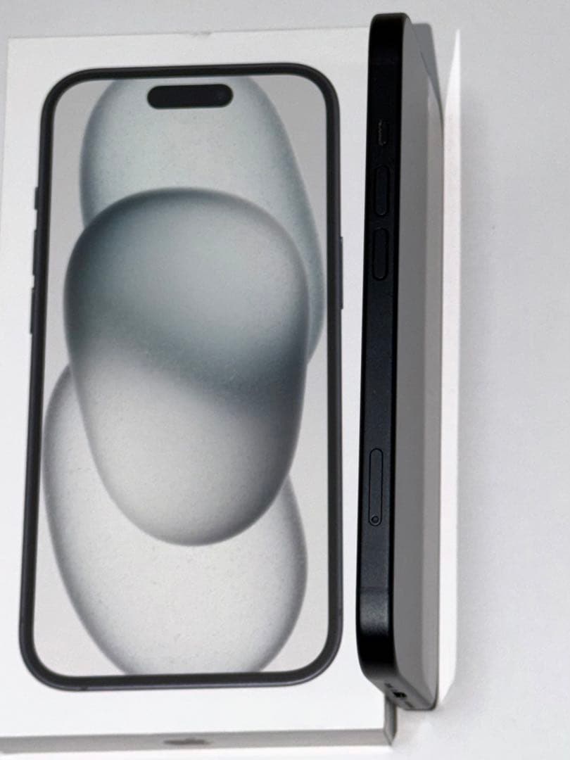 iPhone15 128GB ブラック simフリー