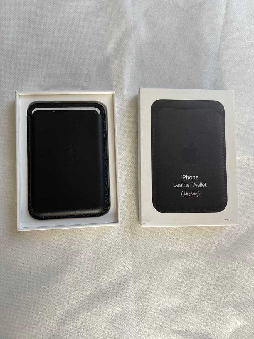 【新品】Apple純正 iPhone レザーウォレット ミッドナイト ブラック