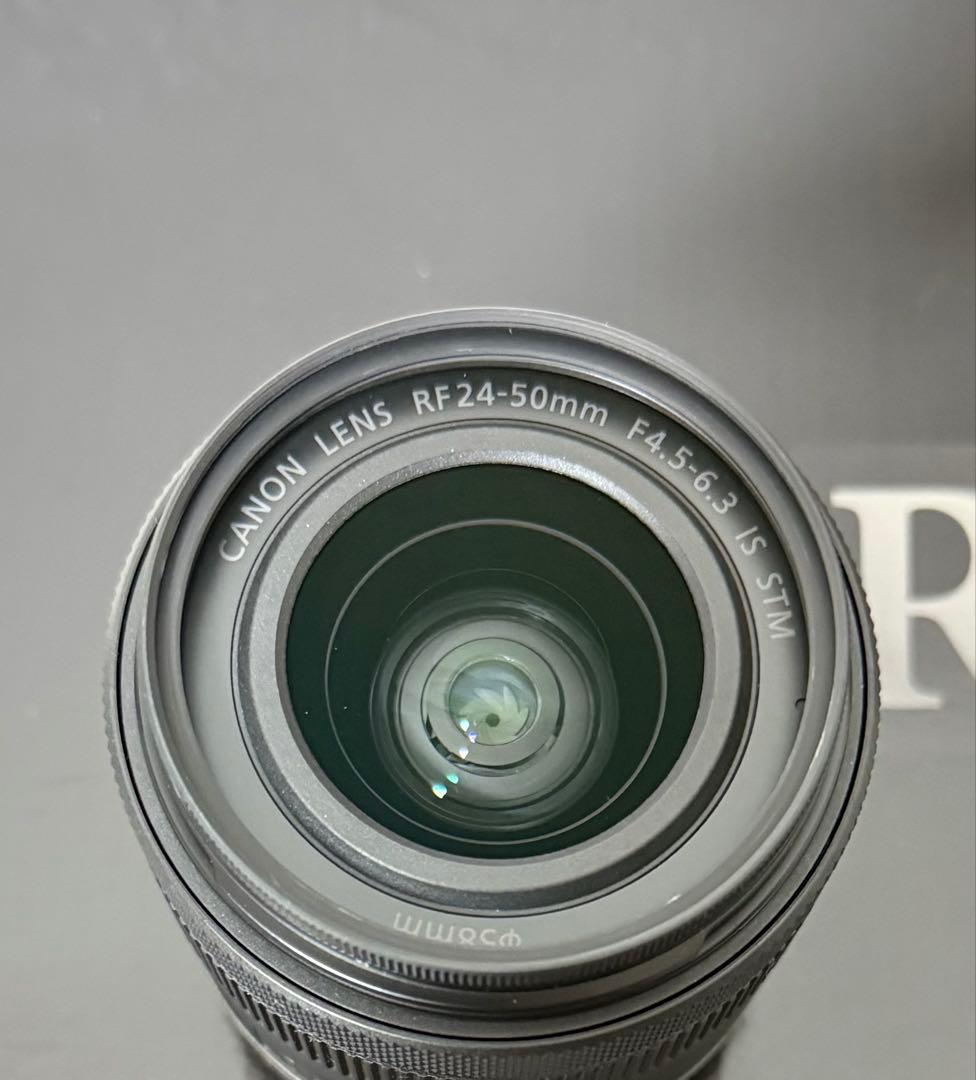 キヤノン Canon EOS R8 ミラーレス一眼カメラ　美品