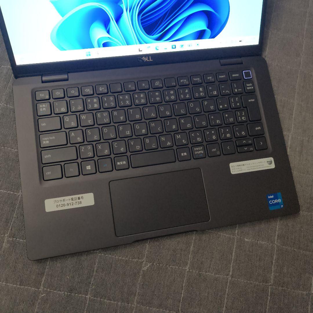 美品 DELL 爆速 11世代i7 1185g7 32GB SSD1TB 13型