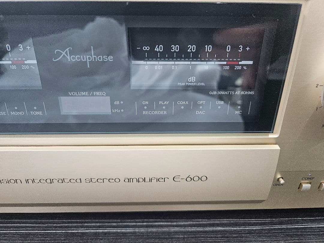 Accuphase E-600 プリメインアンプ リモコン付き 元箱有り 音響