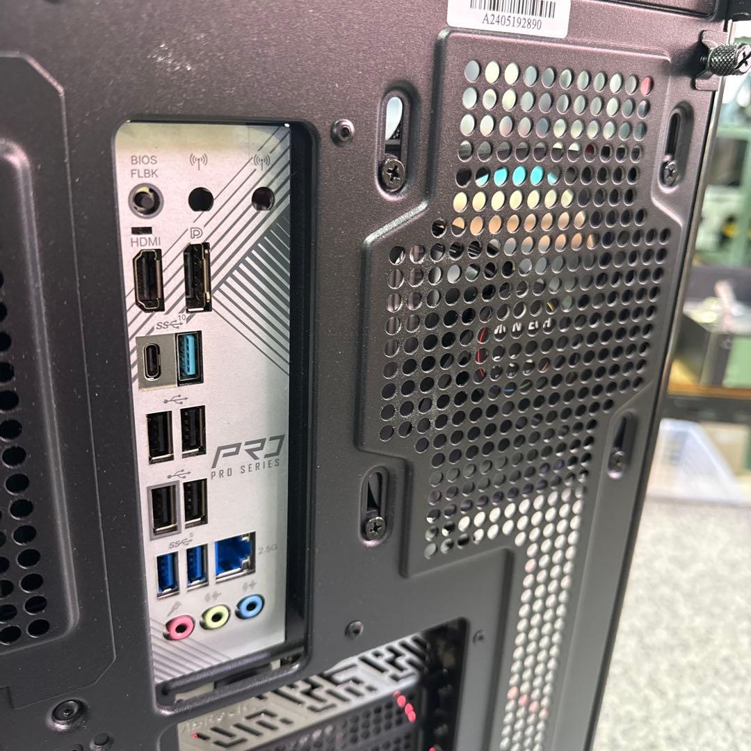 T*止様 ENERMAX PABYS ECB-PB30 PCケース ブラック 格