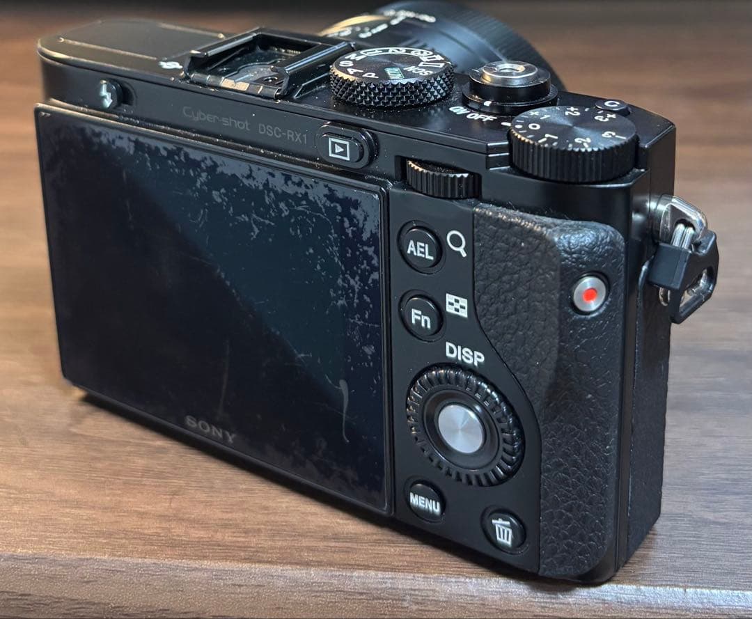 デジタルカメラ SONY RX1 Carl Zeiss 35mm f/2.0