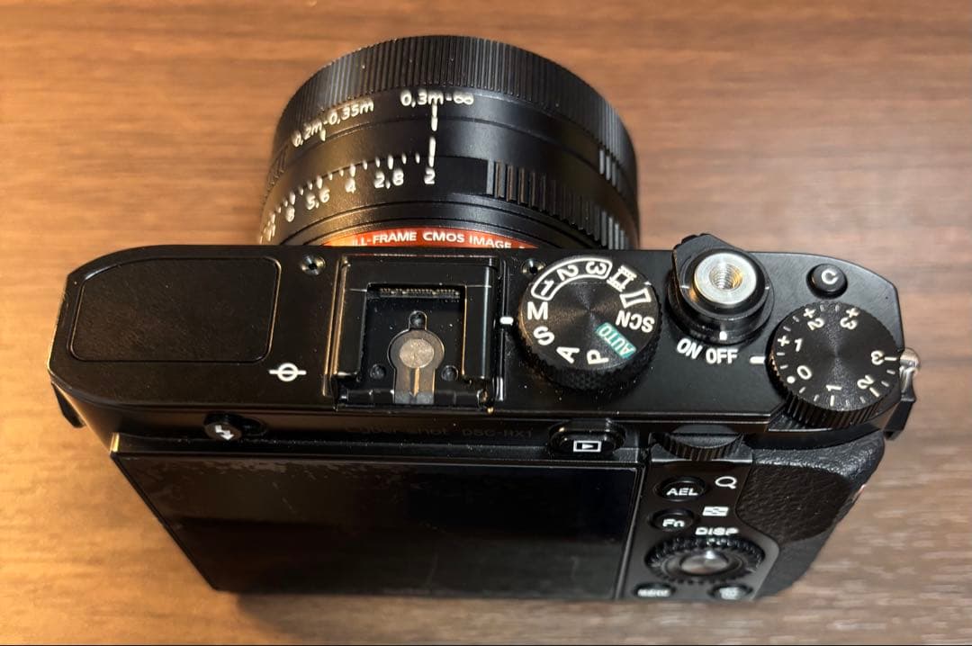 デジタルカメラ SONY RX1 Carl Zeiss 35mm f/2.0