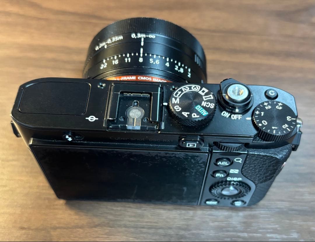 デジタルカメラ SONY RX1 Carl Zeiss 35mm f/2.0