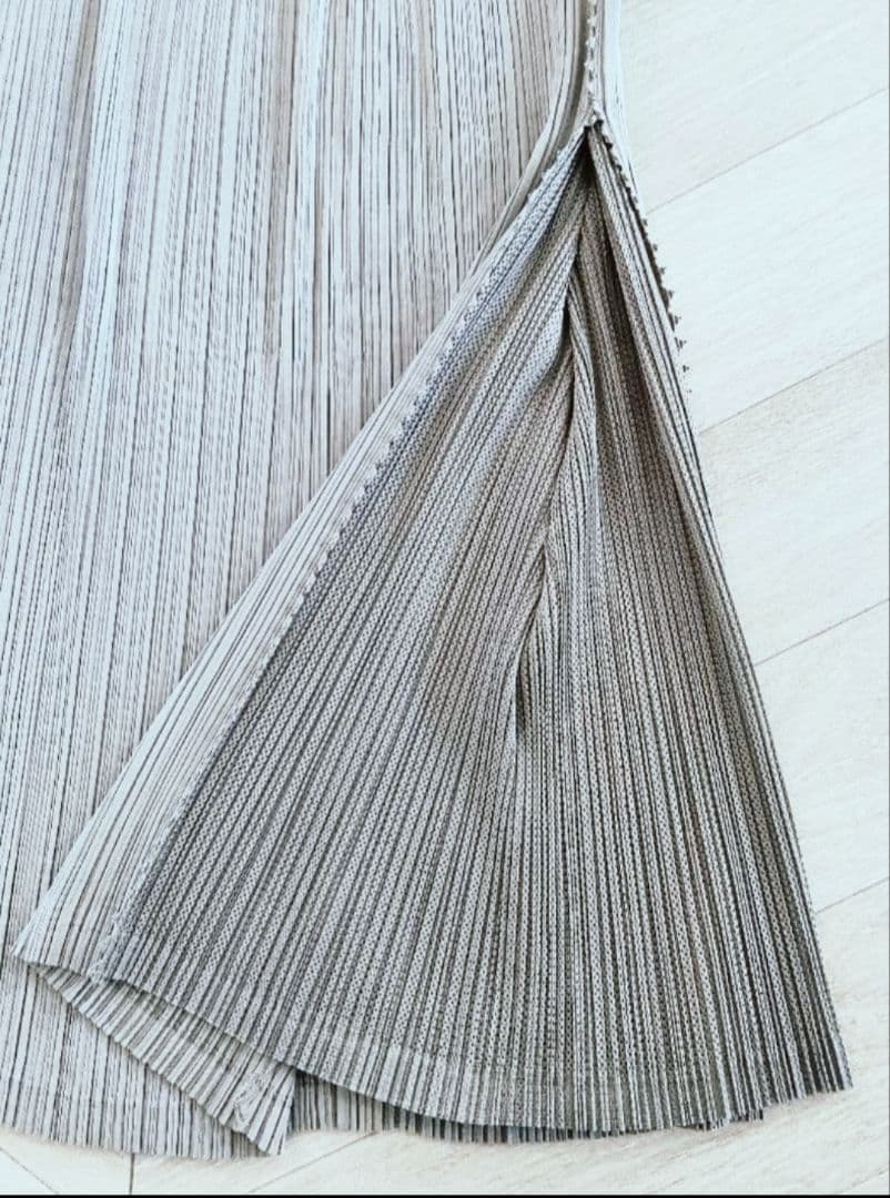 ISSEY MIYAKE FETE ロングプリーツスカート