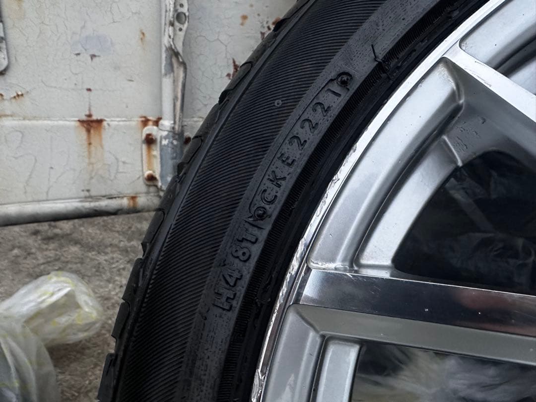 レオニスLV 19インチ 5H114.3 4本セット(タイヤ付き)