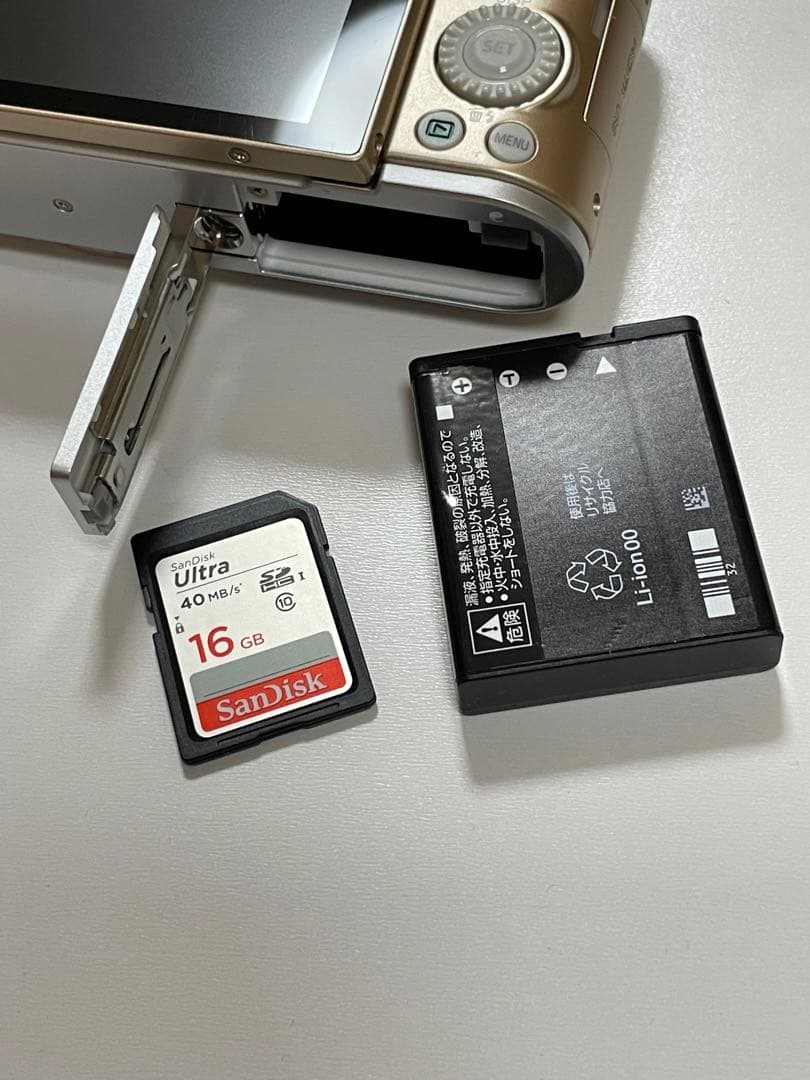 デジタルカメラ CASIO HIGH SPEED EXILIM EX-ZR1800GD