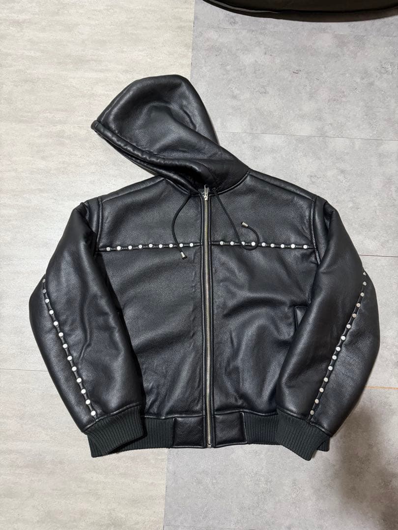 【最安値】AFB STUDDED HOODED BOMBER JACKET