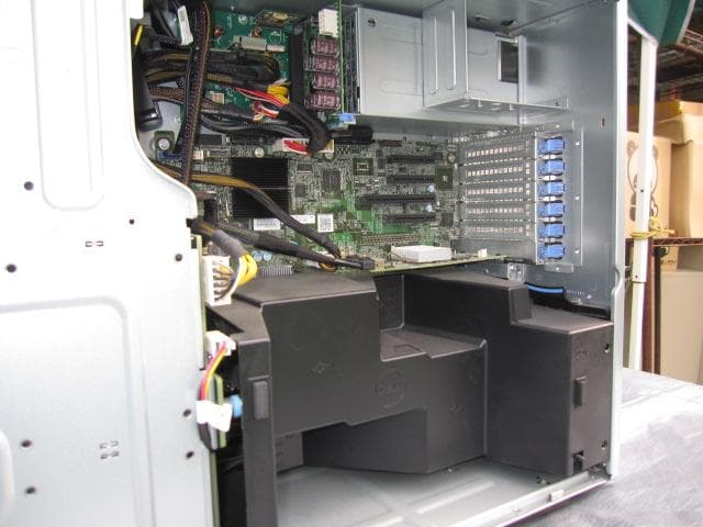 DELL　Power Edge　T320　Xeon E5-2420