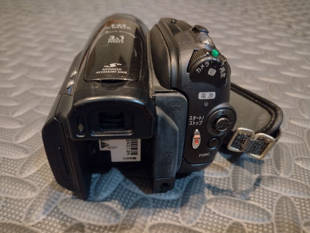 ビデオカメラ Canon iVIS HV30