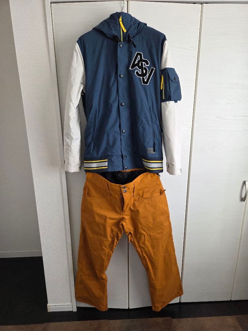 ARTO GROUND ASEVEN　スノーボードウェア Lサイズ上下セット