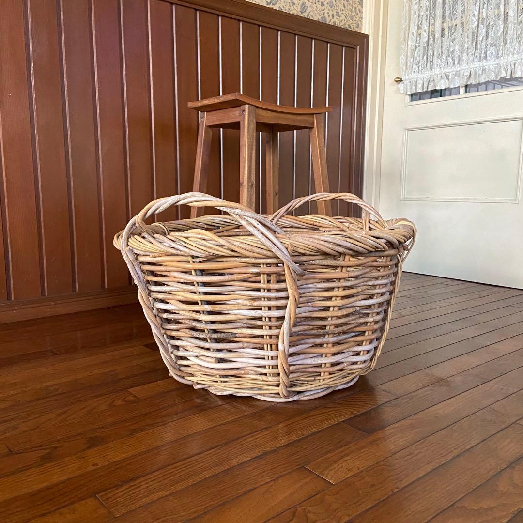 フランス アンティーク　籐籠　ラタン バスケット　アルデンヌ製　パニエ　大型