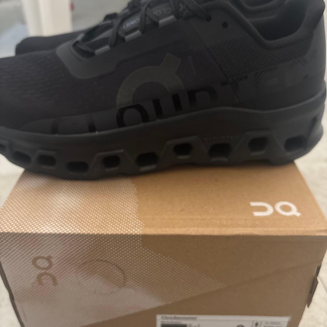On オン Cloudmonster クラウドモンスターメンズ スニーカー