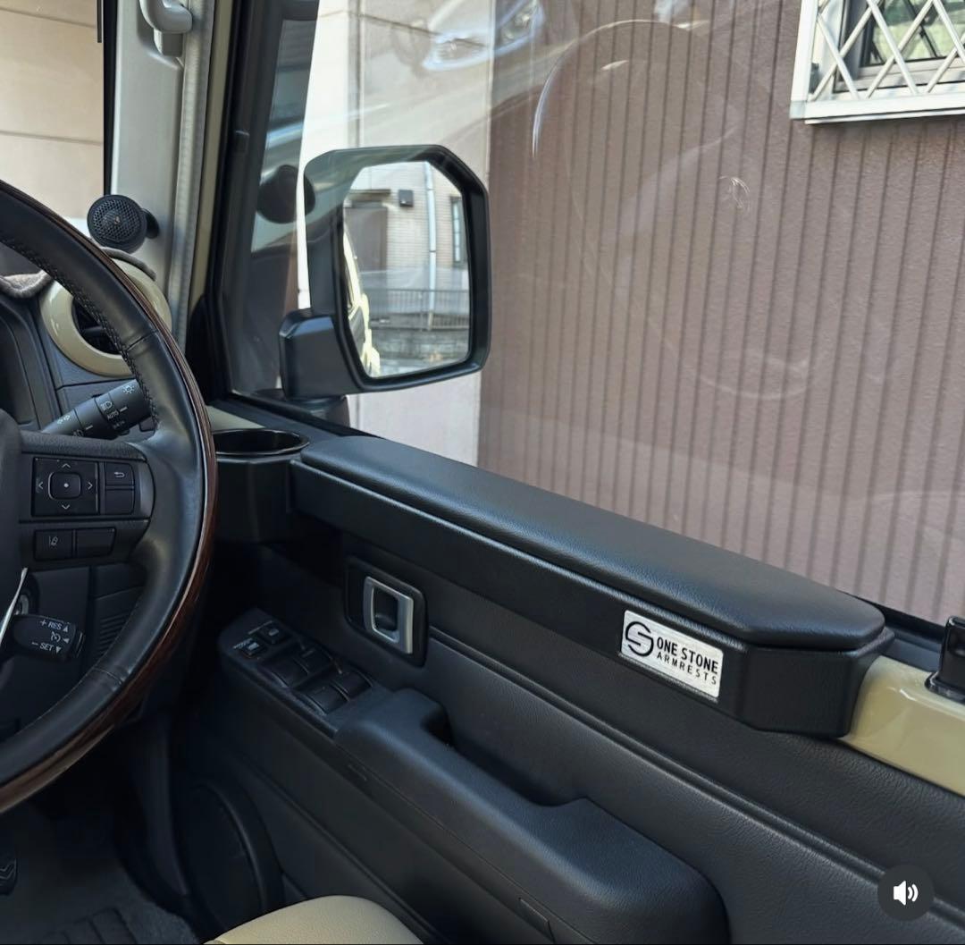 one stone アームレスト　ブラック　再再販ランクル70 タンブラーセット