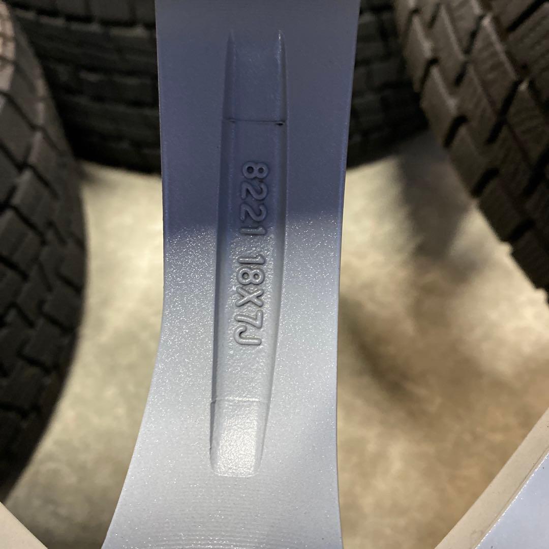 中古バリ溝‼️グッドイヤースタッドレスセット215/50R18ヤリスクロス