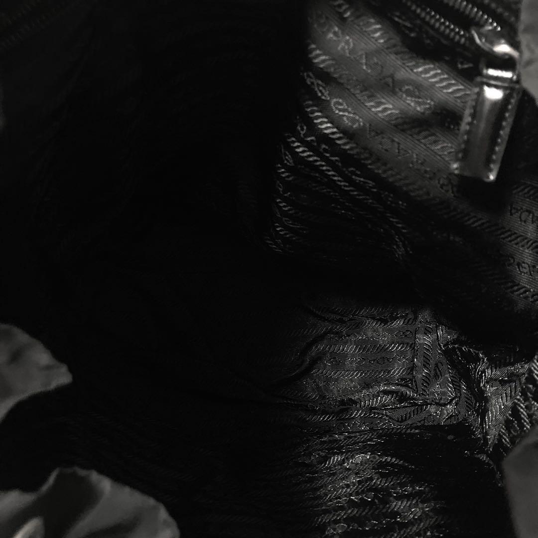 美品　PRADA プラダ　リュック　バックパック　ナイロン　黒　ブラック　A4