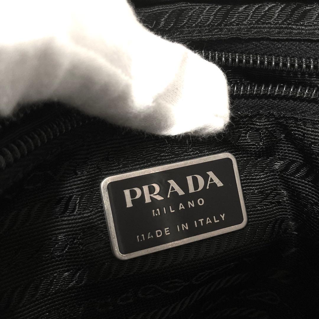 美品　PRADA プラダ　リュック　バックパック　ナイロン　黒　ブラック　A4