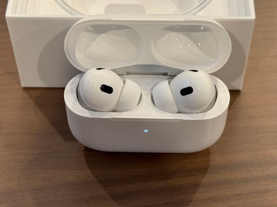 イヤホン AirPods Pro (2nd generation) MQD83J/A